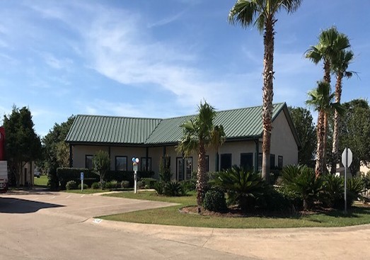 Custom Manufactured Homes in a Manufactured Home Community in Sealy, TX
